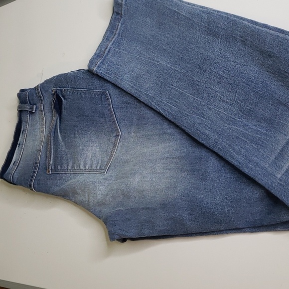 VENUS Dark Wash Decorative Denim Jeans Skinny - Picture 2 of 9